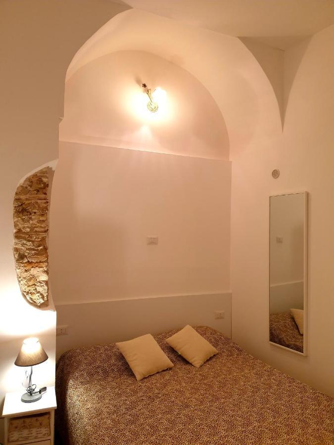 2 Bed Apartment In The Historical Center Pizzo Pizzo  Kültér fotó