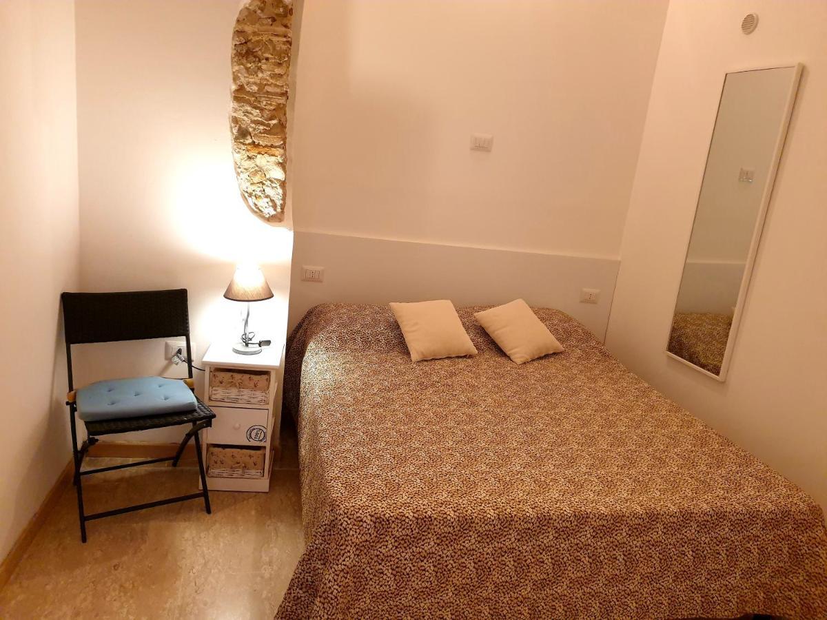 2 Bed Apartment In The Historical Center Pizzo Pizzo  Kültér fotó