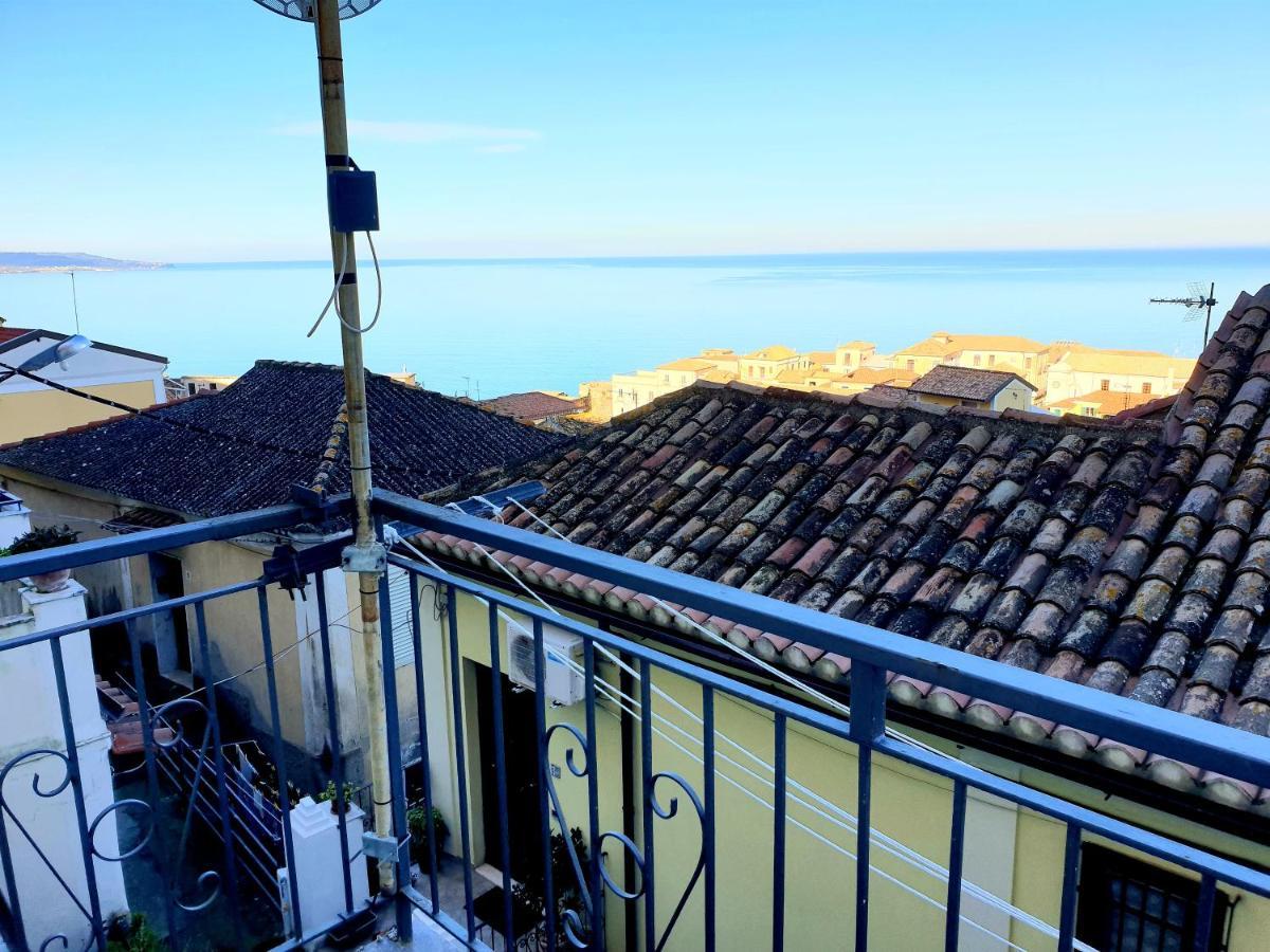 2 Bed Apartment In The Historical Center Pizzo Pizzo  Kültér fotó