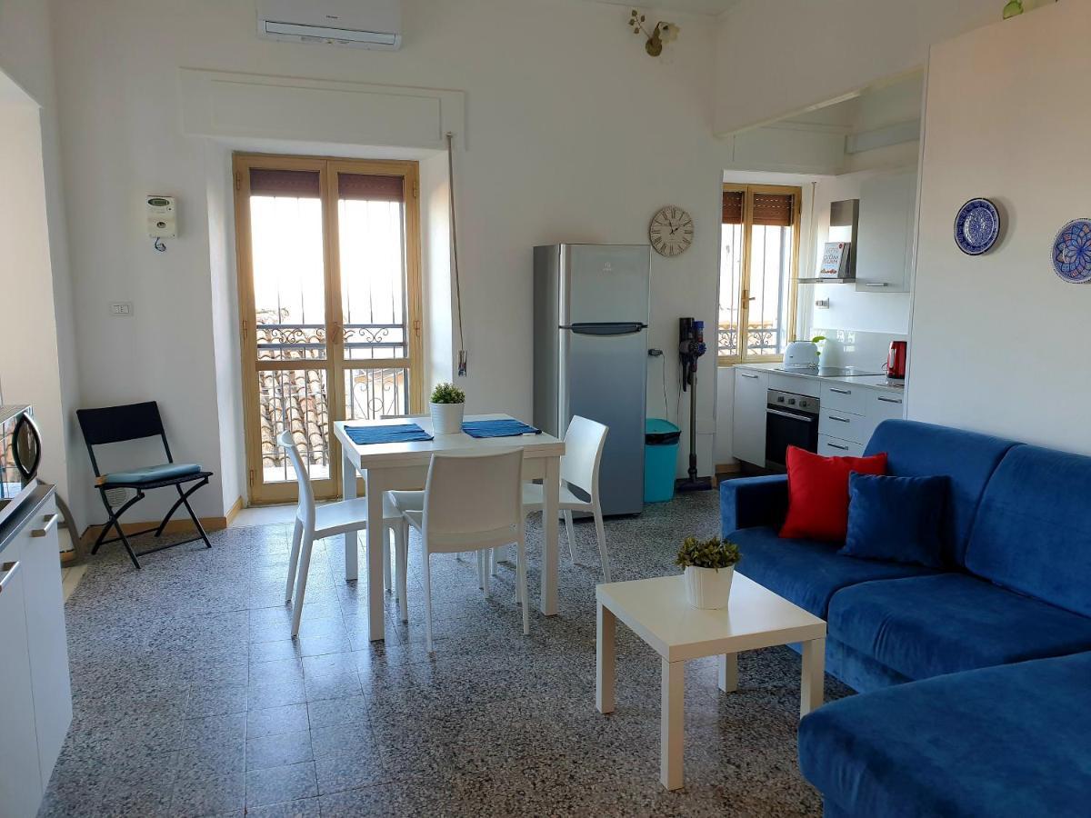 2 Bed Apartment In The Historical Center Pizzo Pizzo  Kültér fotó